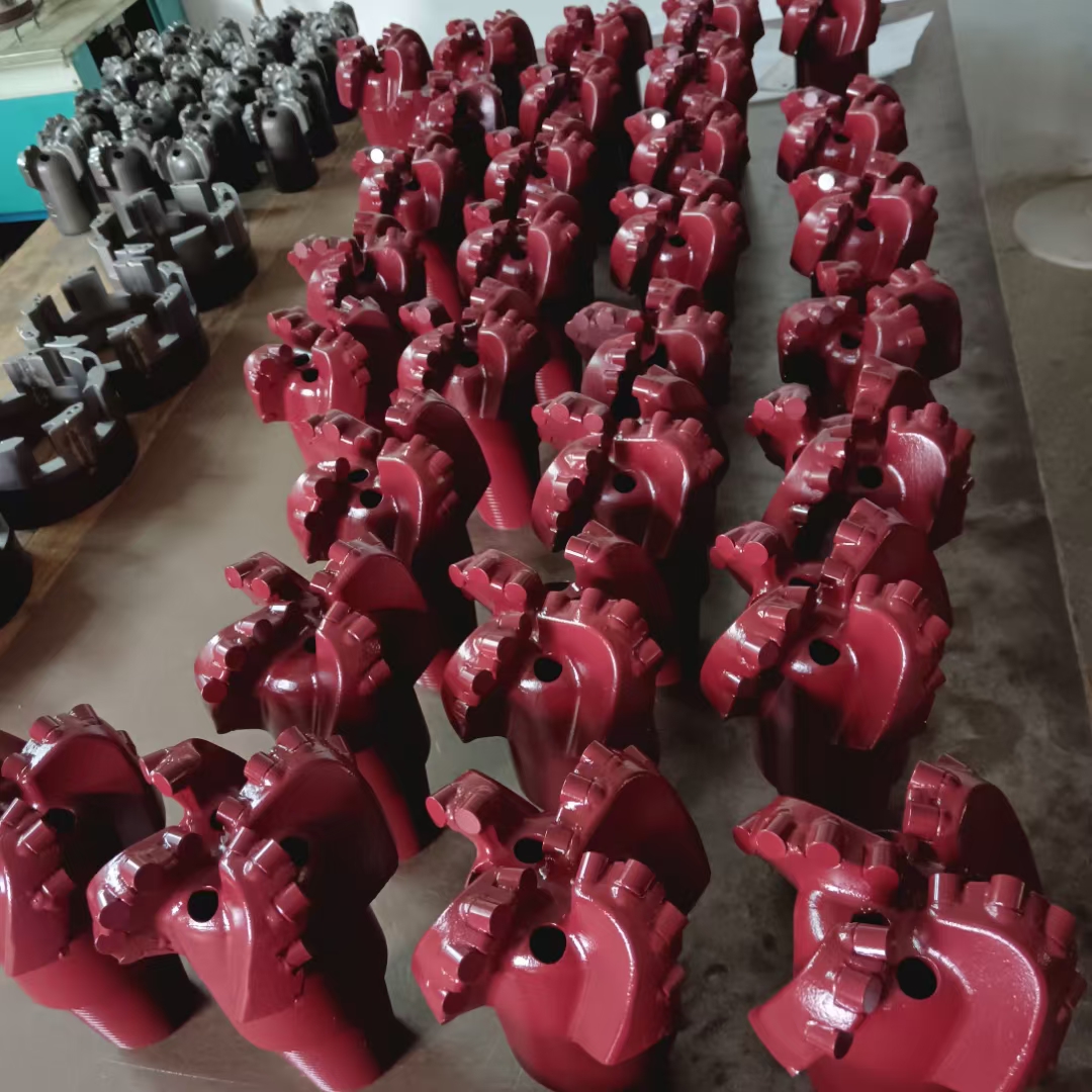 矿用复合片钻头